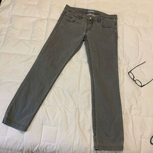 HORNY TOAD, like new, size 10, straight leg, cotton blend